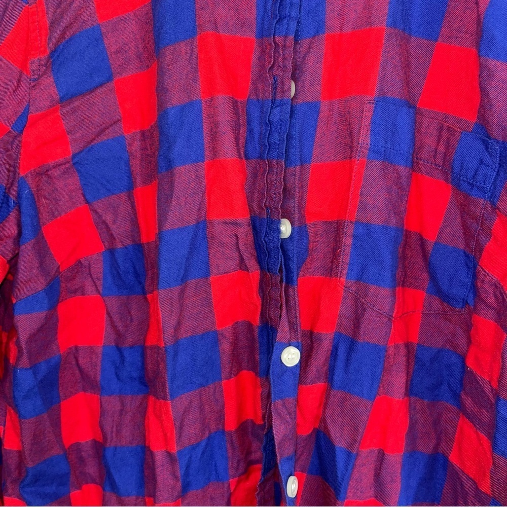 J.Crew Plaid Boy Fit Button Down Shirt Red Blue Cotton Size M Classic Preppy - Picture 4 of 6